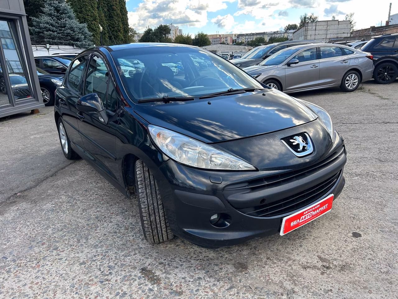 Peugeot 207 фото 3