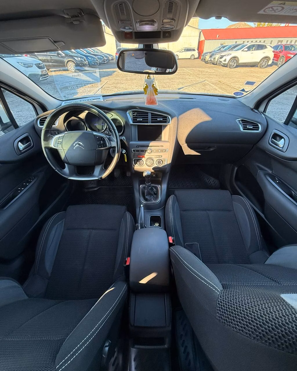 Citroen C4 фото 9