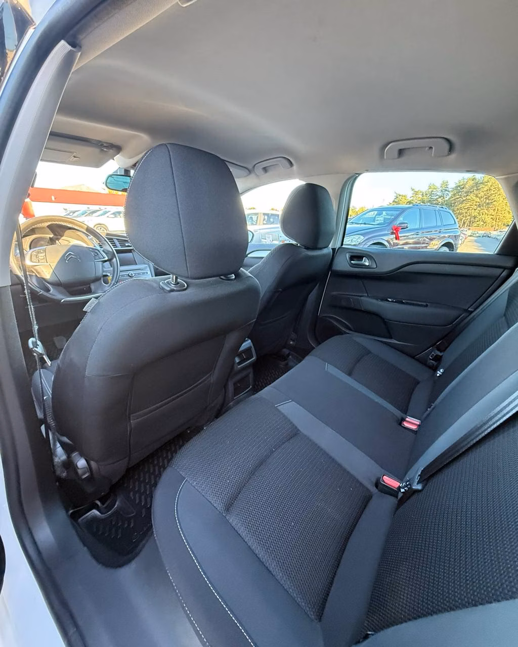 Citroen C4 фото 12