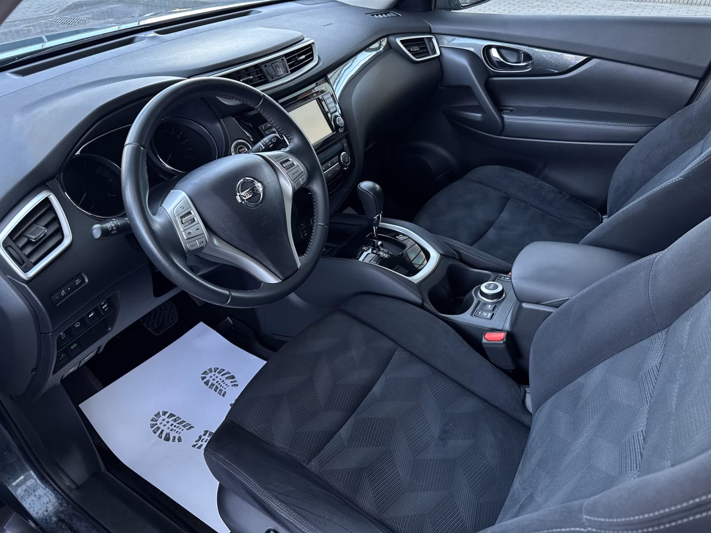 Nissan X-Trail фото 8