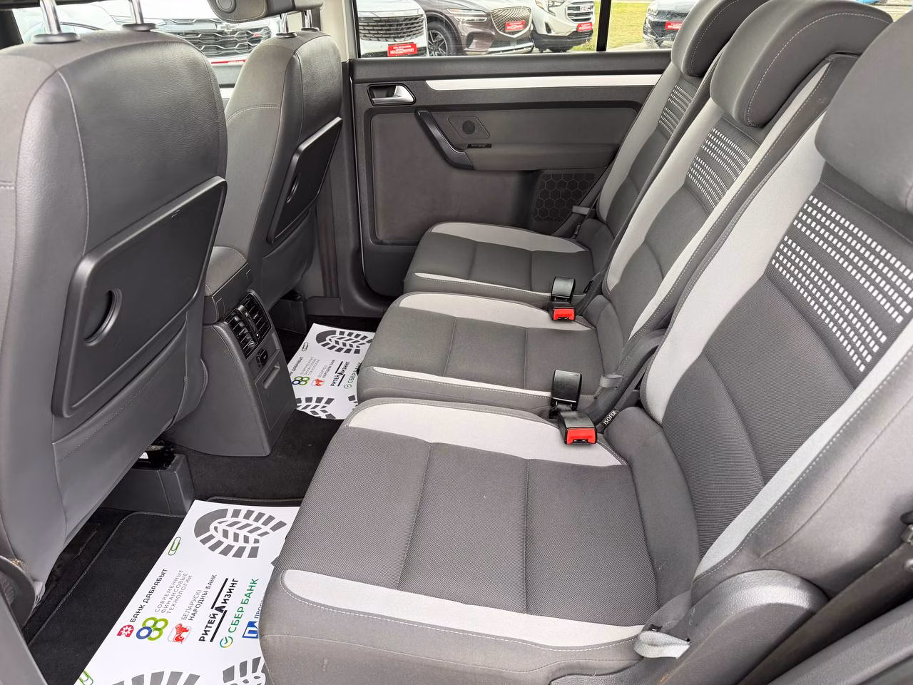 Volkswagen Touran фото 17