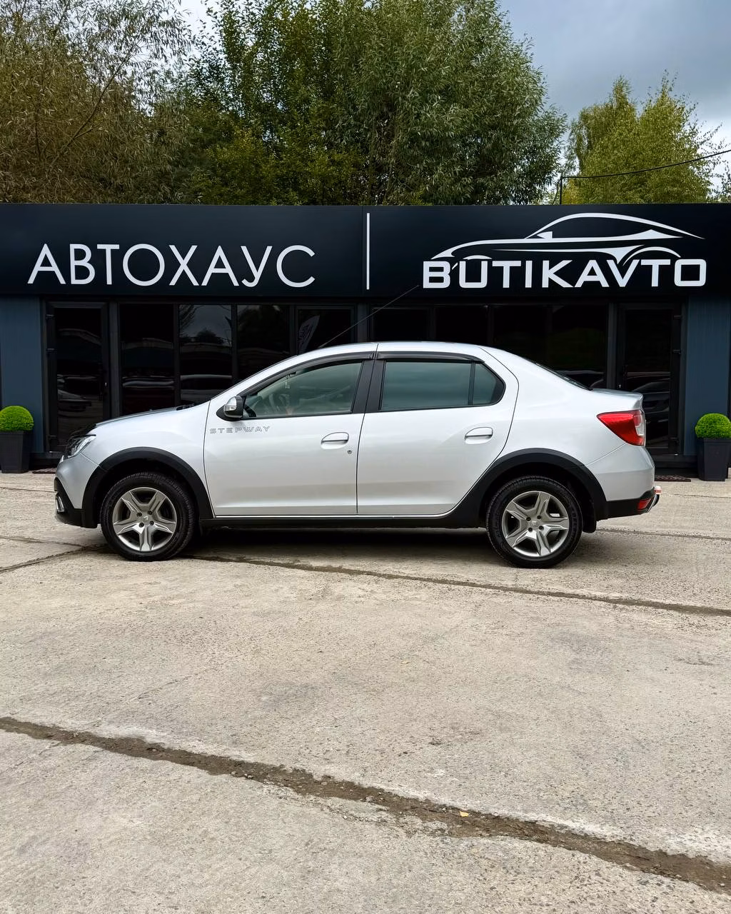 Renault Logan Stepway фото 6