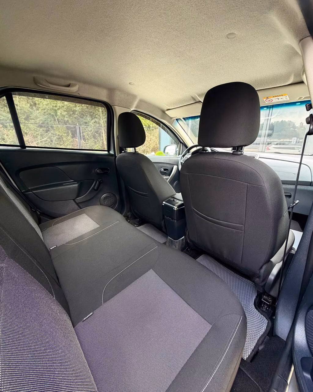 Renault Logan Stepway фото 11
