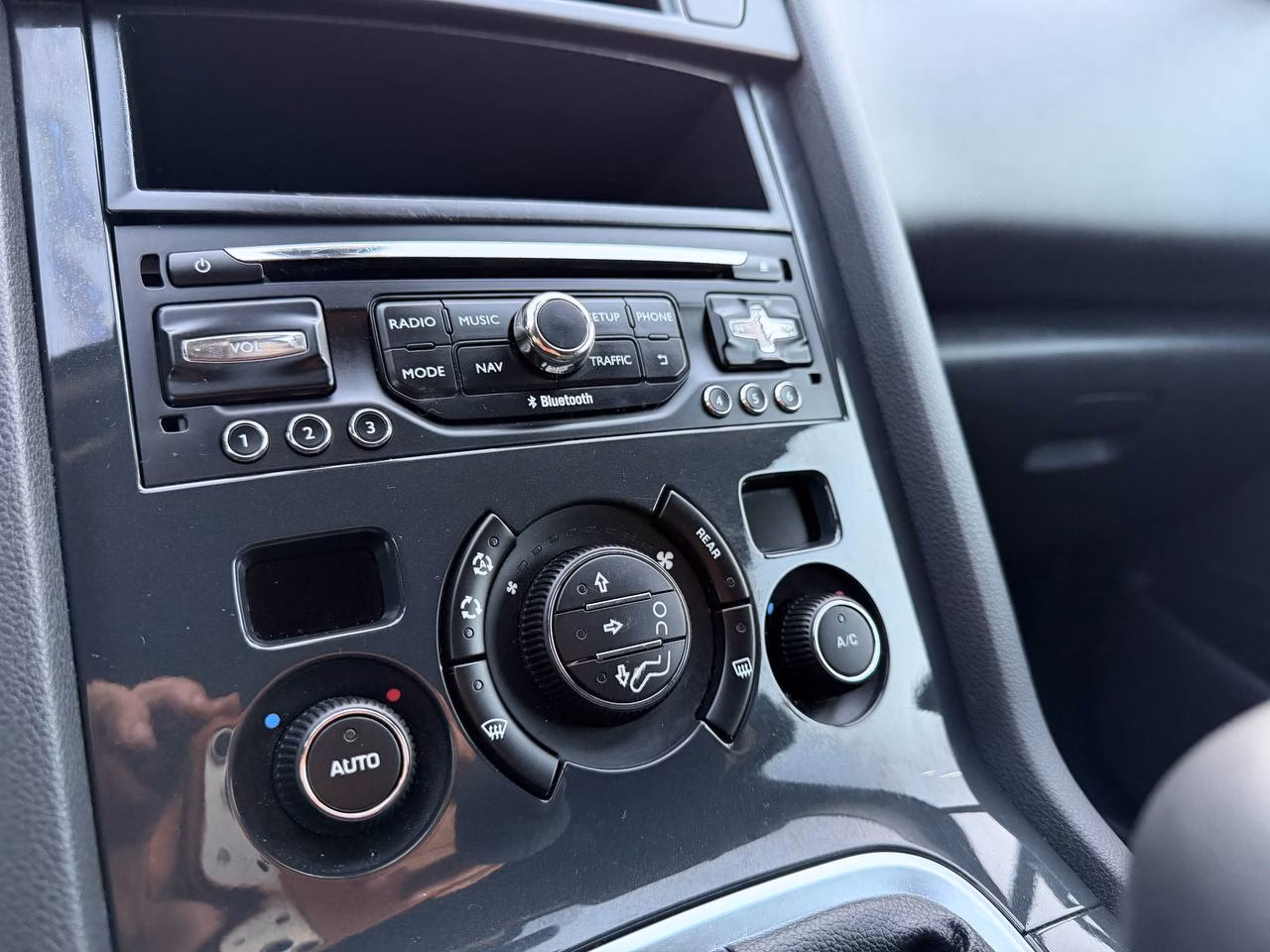 Peugeot 5008 фото 27