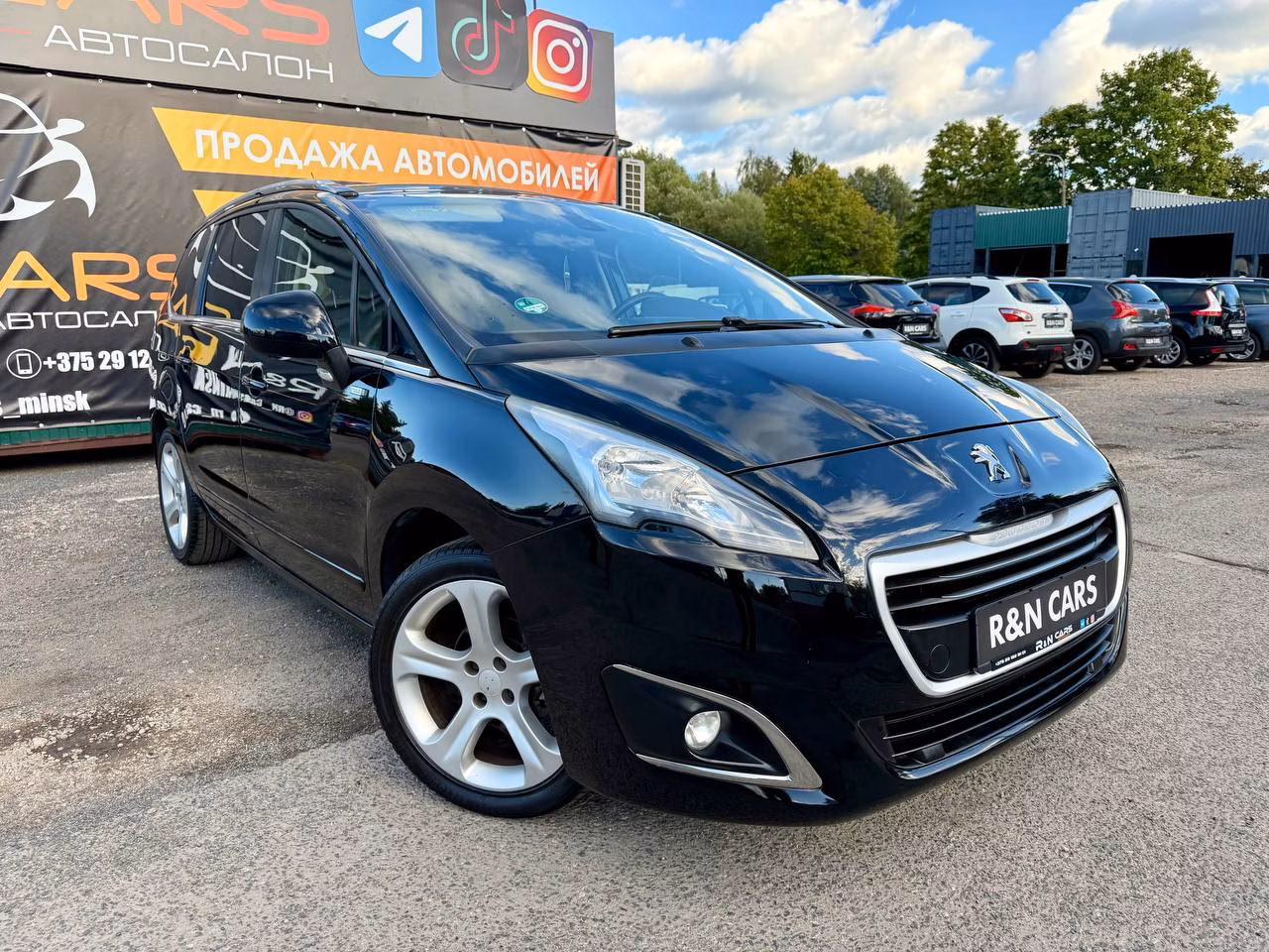 Peugeot 5008 фото 2