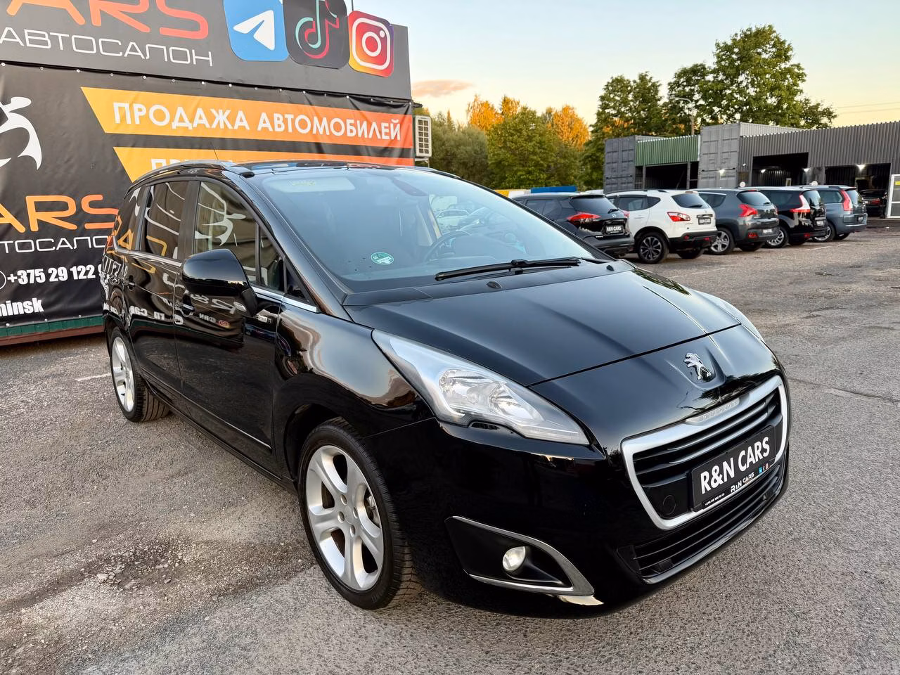 Peugeot 5008 фото 17