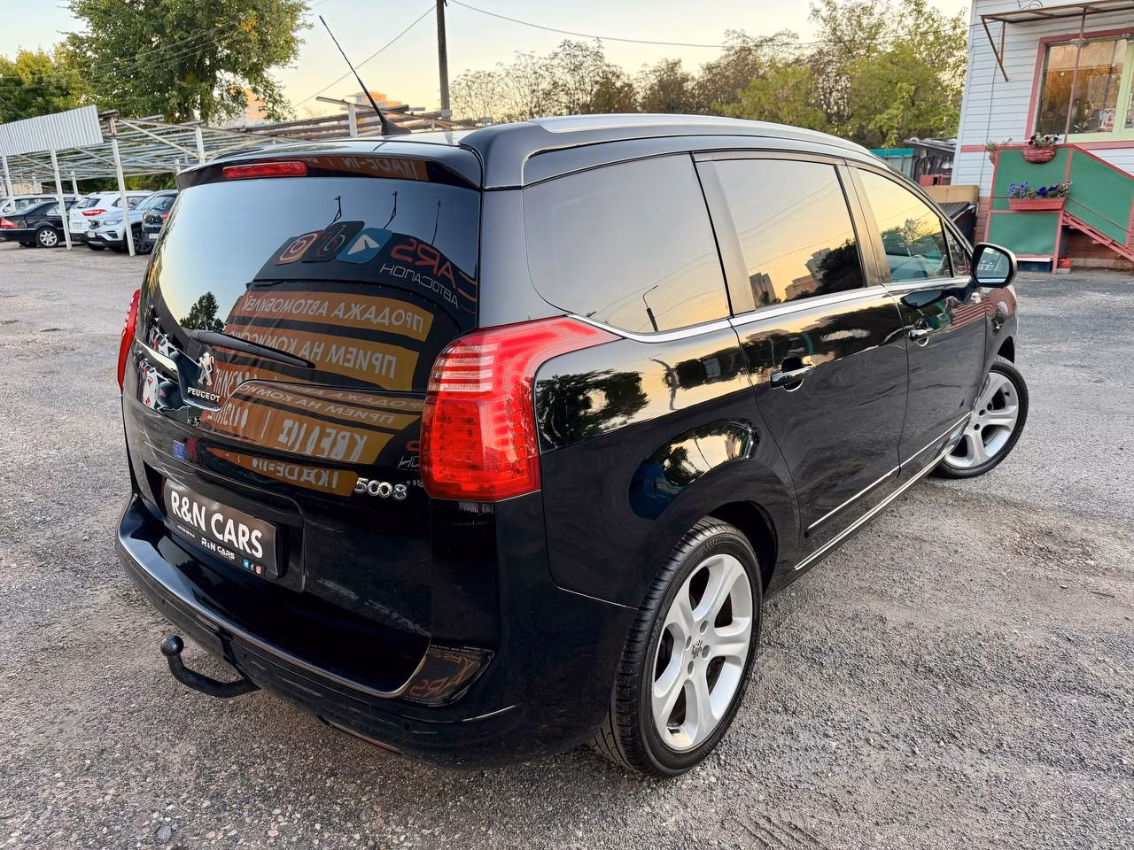 Peugeot 5008 фото 11
