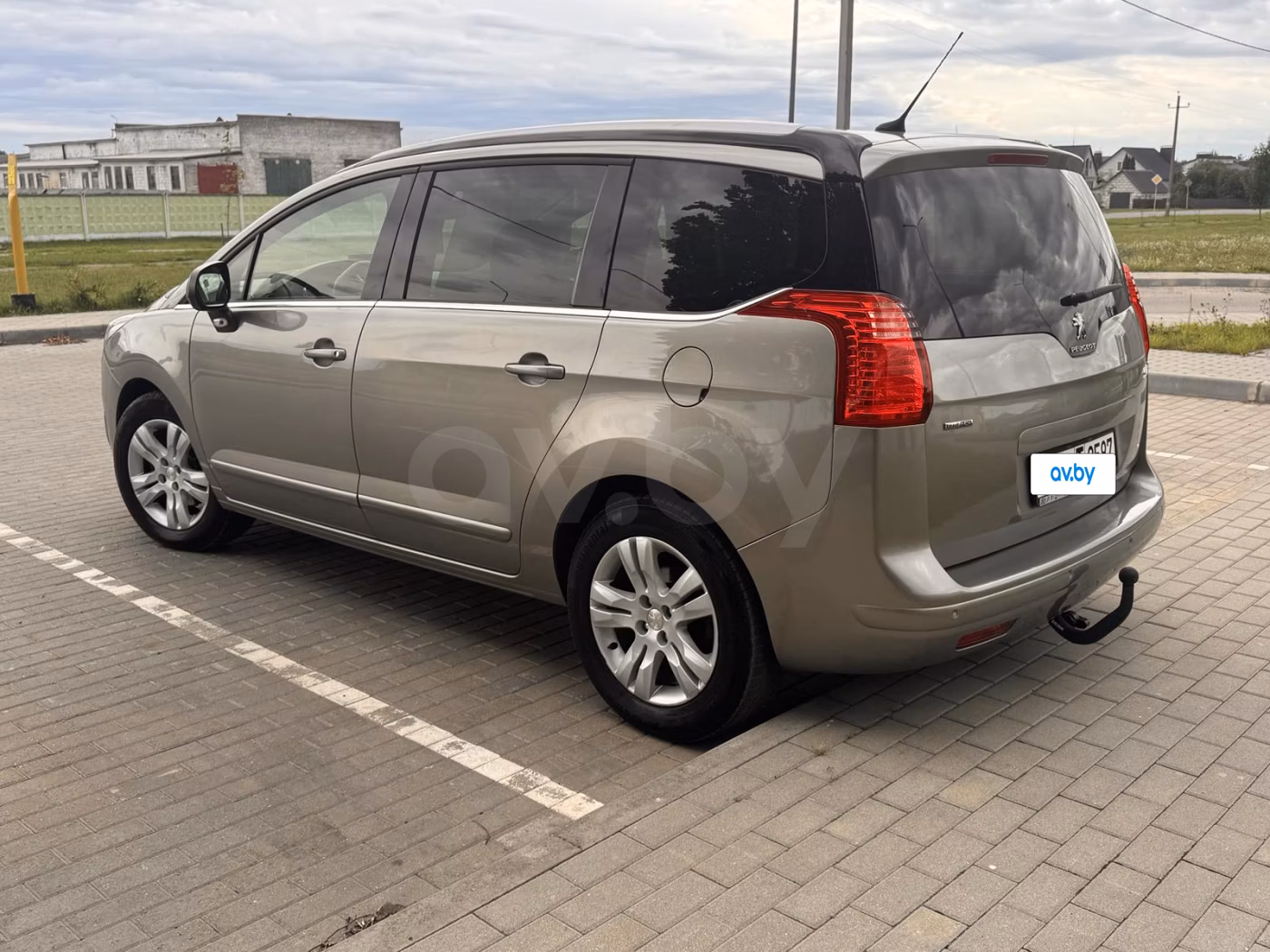 Peugeot 5008 фото 5