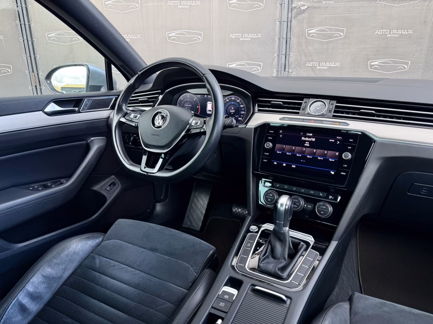 Volkswagen Passat фото 12