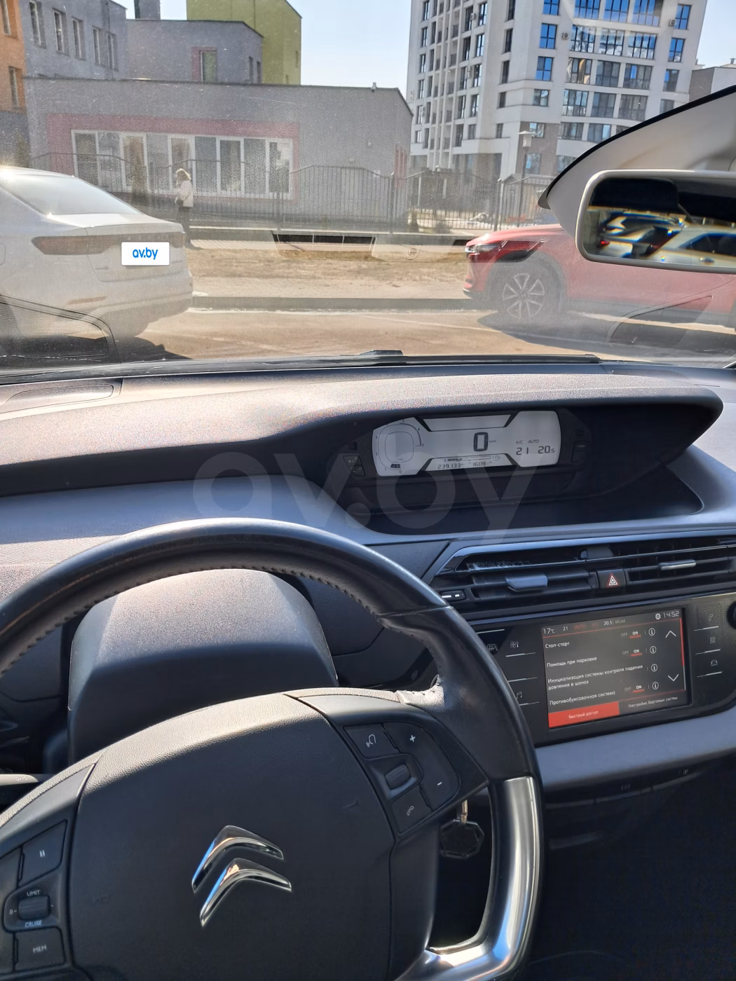 Citroen C4 Spacetourer фото 9