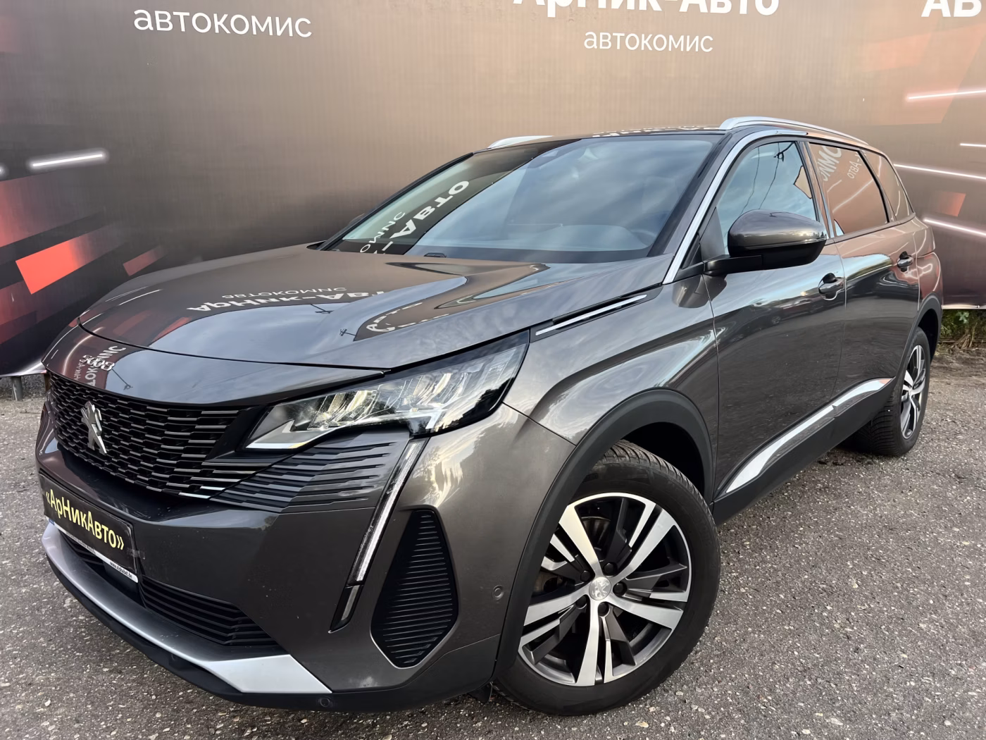 Peugeot 5008 фото 2