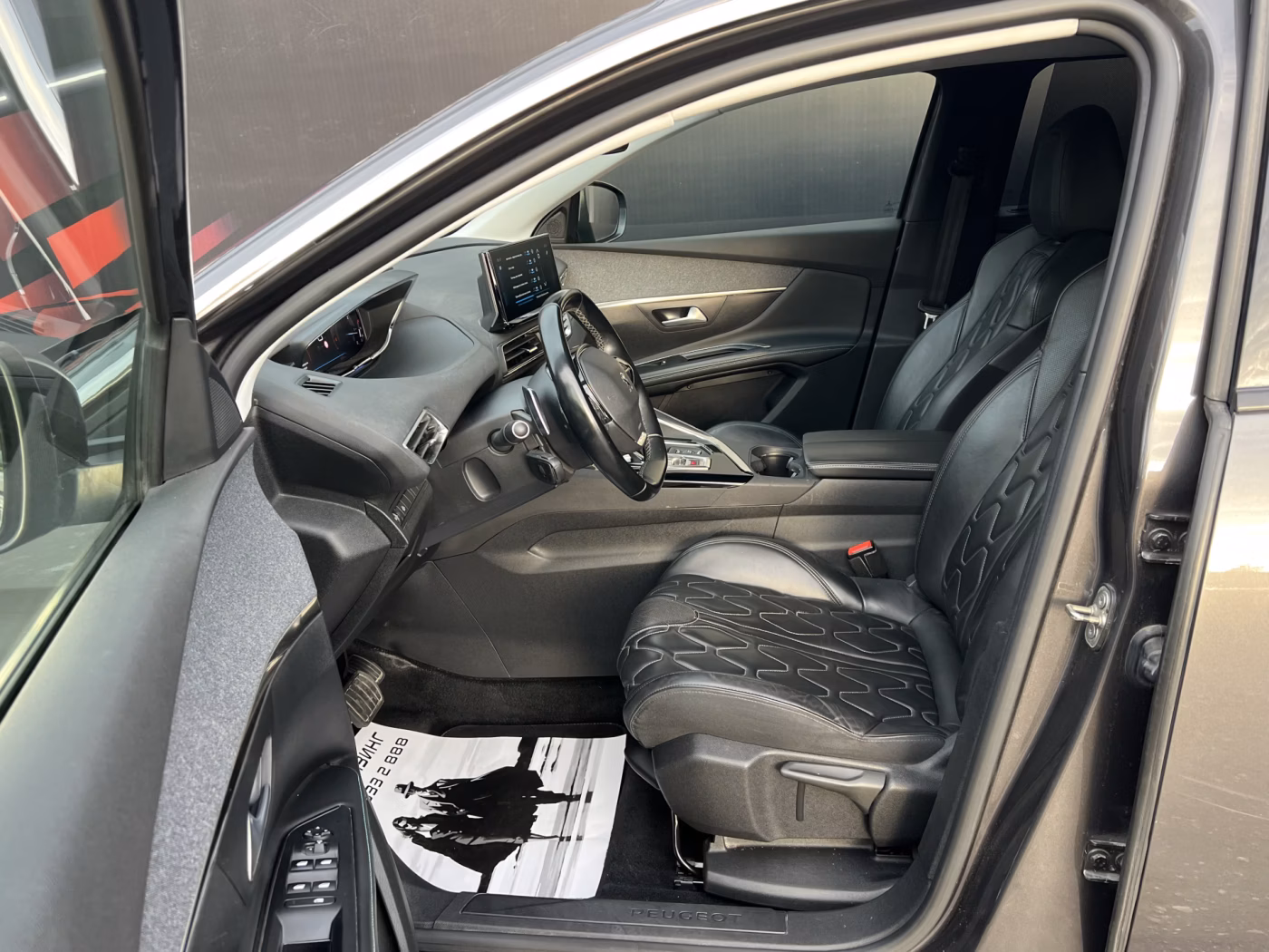 Peugeot 5008 фото 15