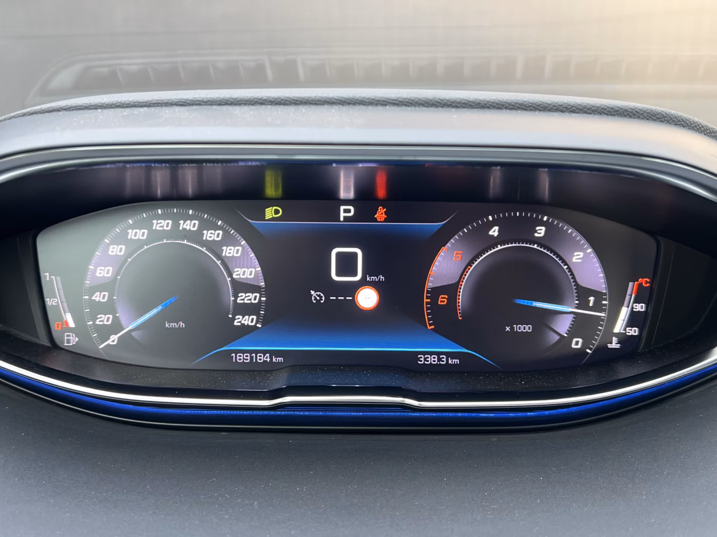 Peugeot 5008 фото 18