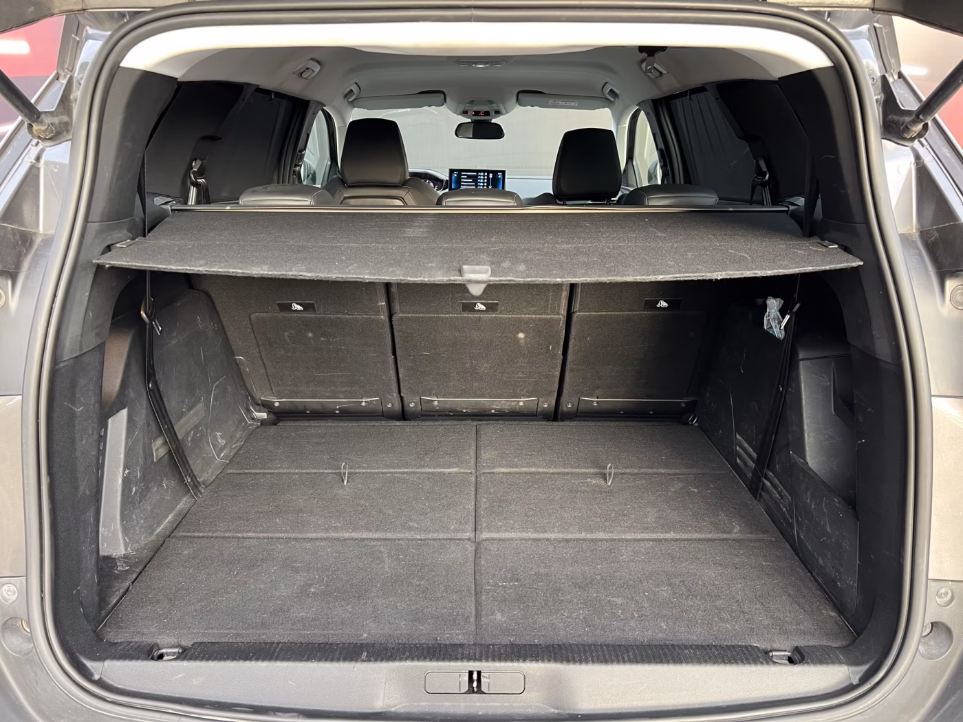 Peugeot 5008 фото 21