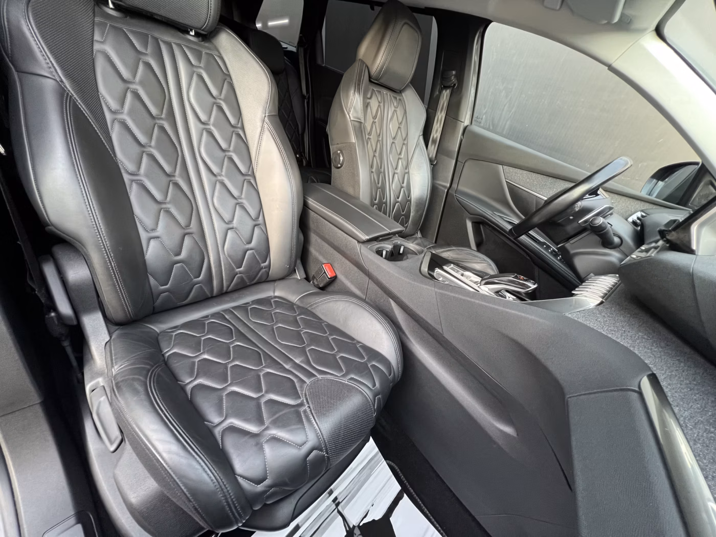 Peugeot 5008 фото 24