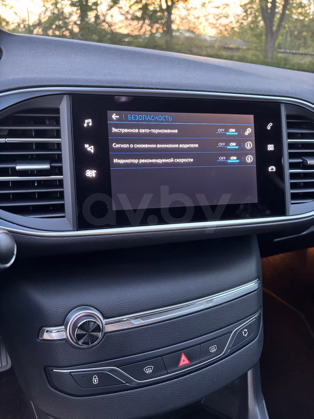 Peugeot 308 фото 20
