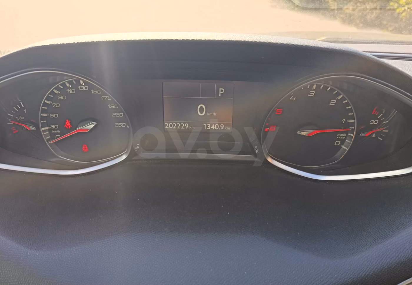 Peugeot 308 фото 10