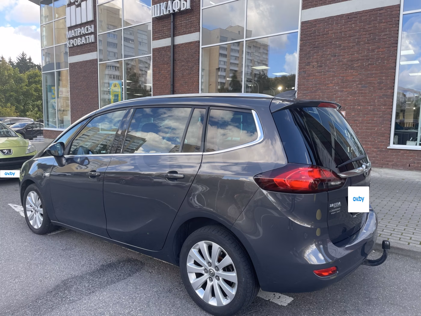 Opel Zafira фото 4