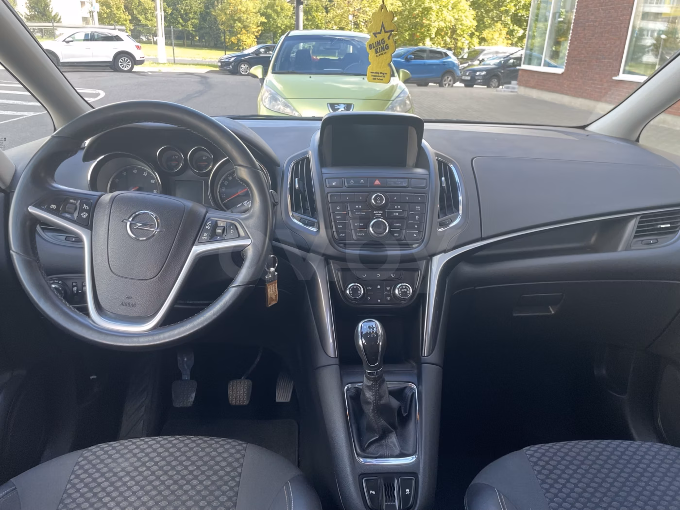 Opel Zafira фото 11
