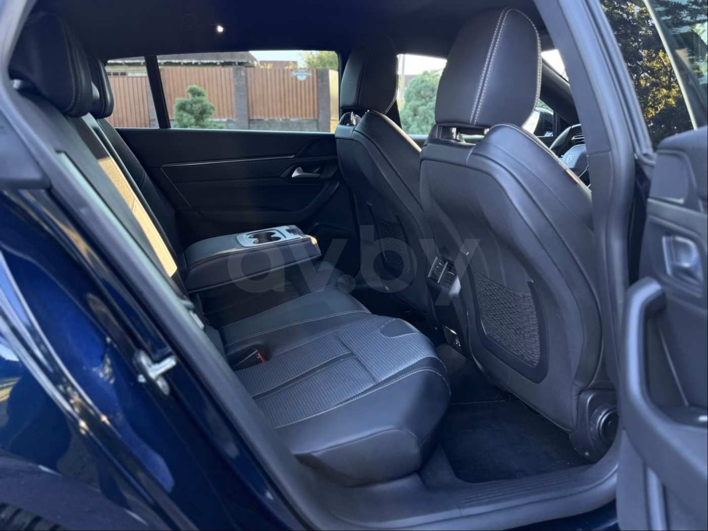 Peugeot 508 фото 11