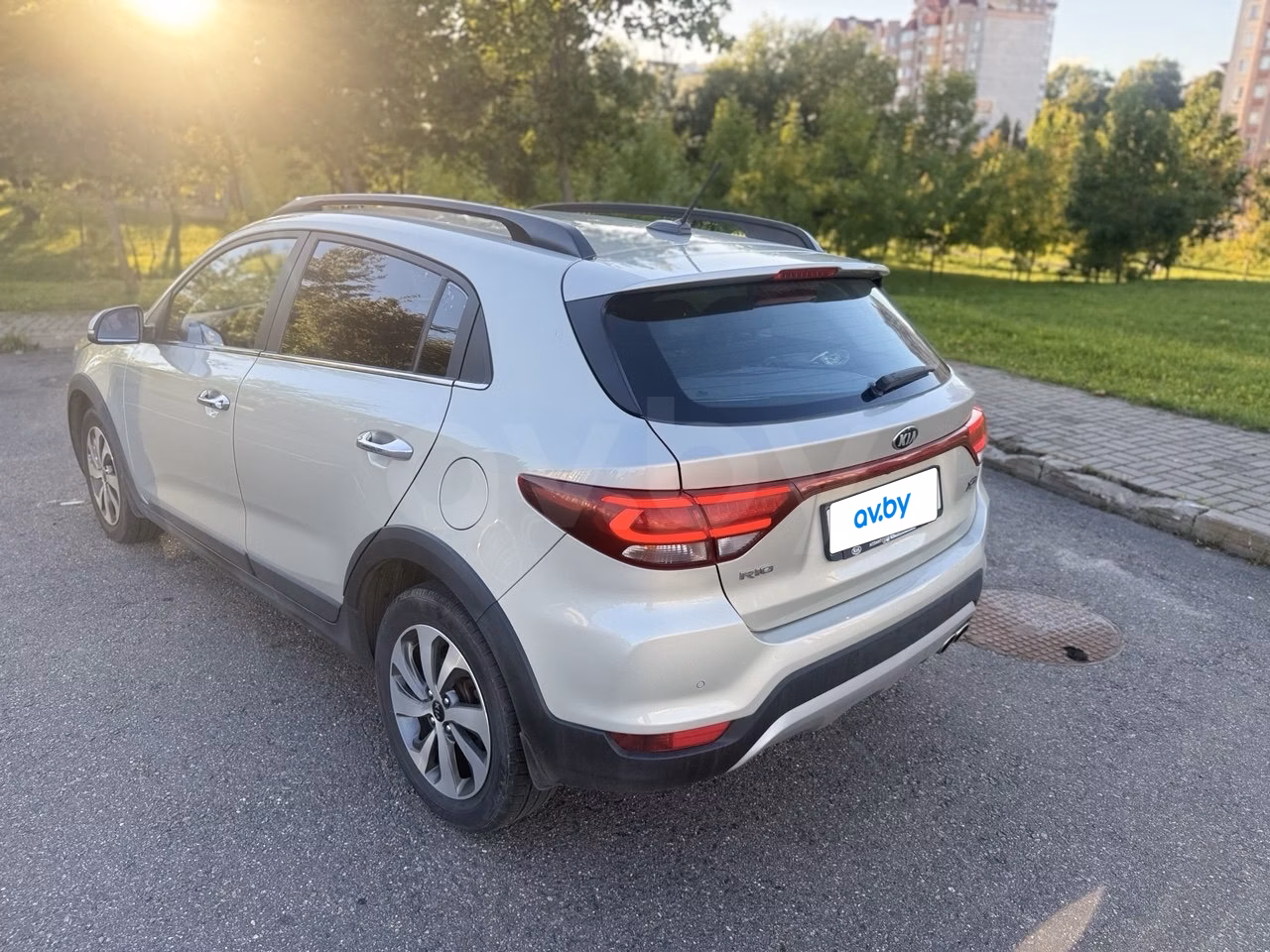 Kia Rio X (X-Line) фото 9