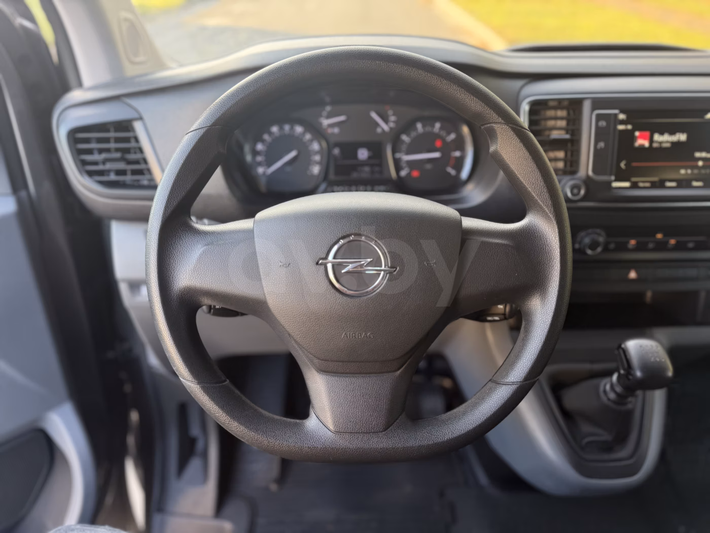 Opel Vivaro фото 19
