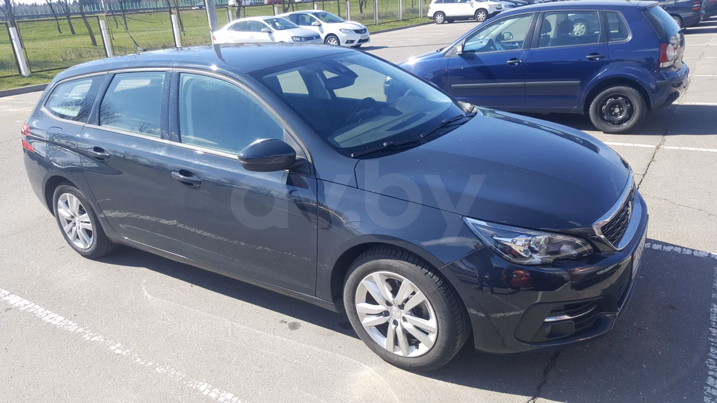 Peugeot 308 фото 2