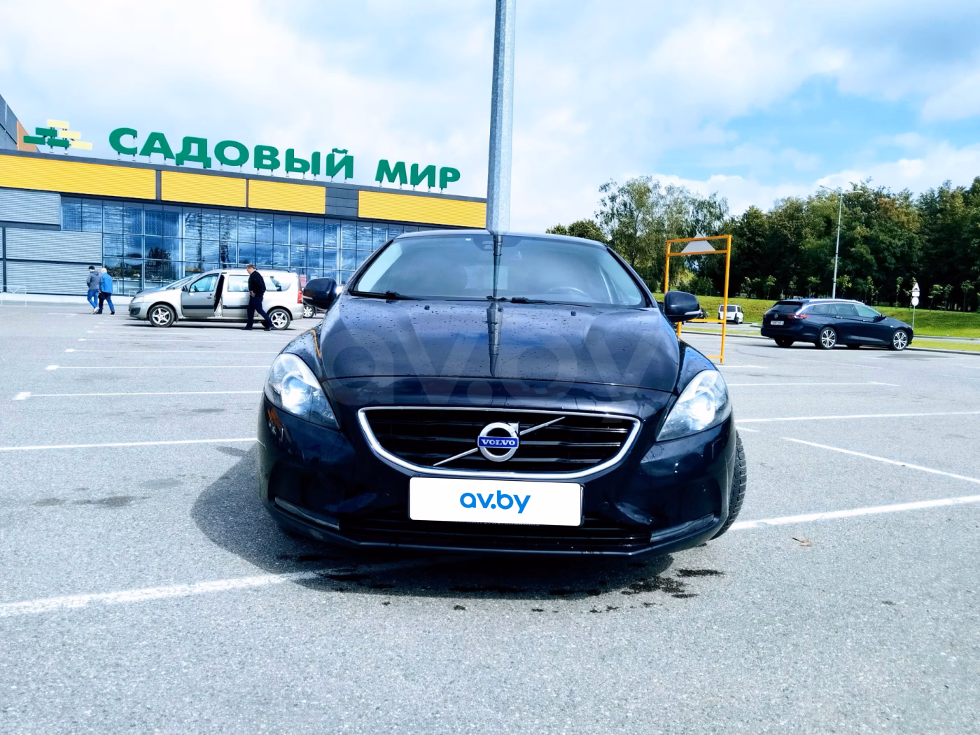 Volvo V40 фото 2