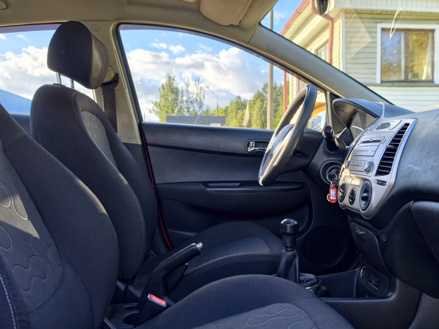 Hyundai i20 фото 13