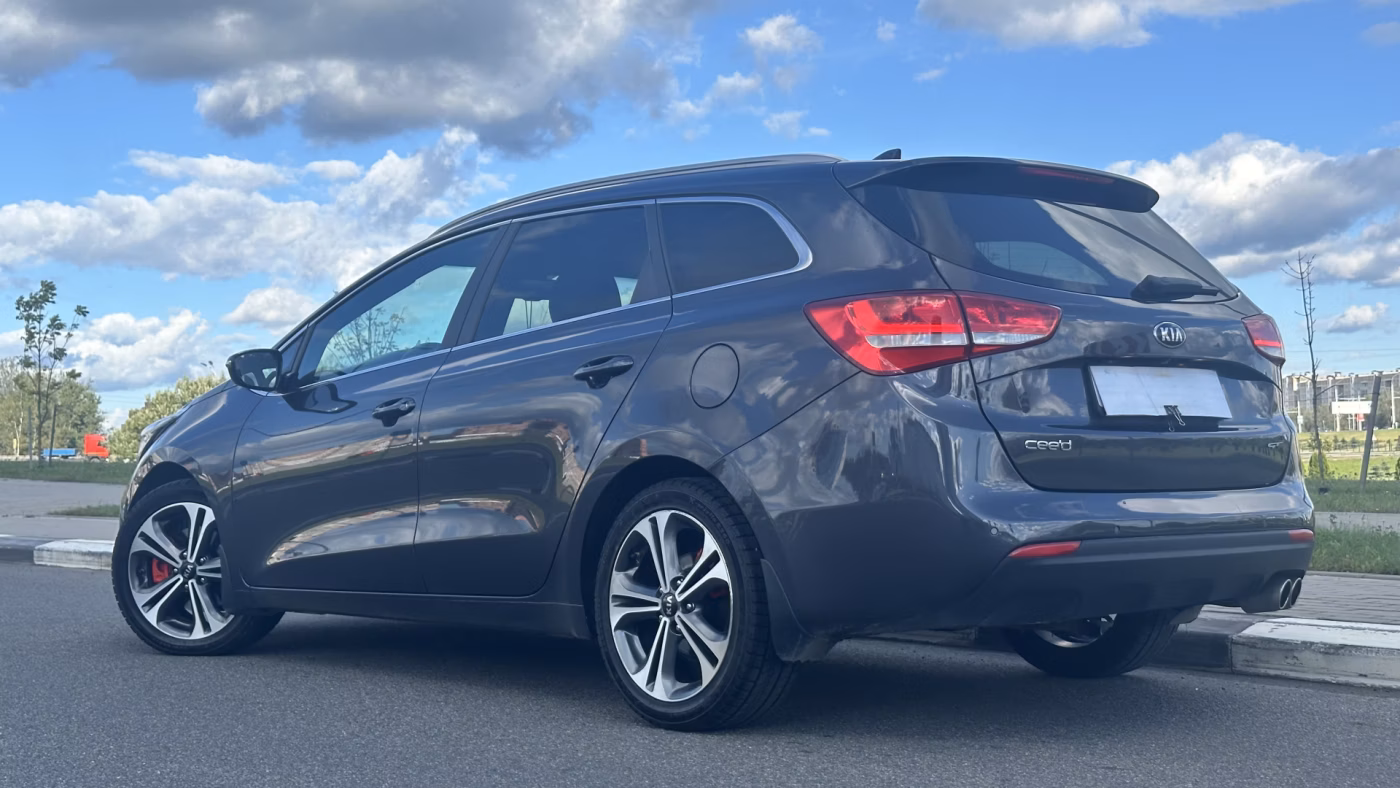 Kia Cee'd фото 12
