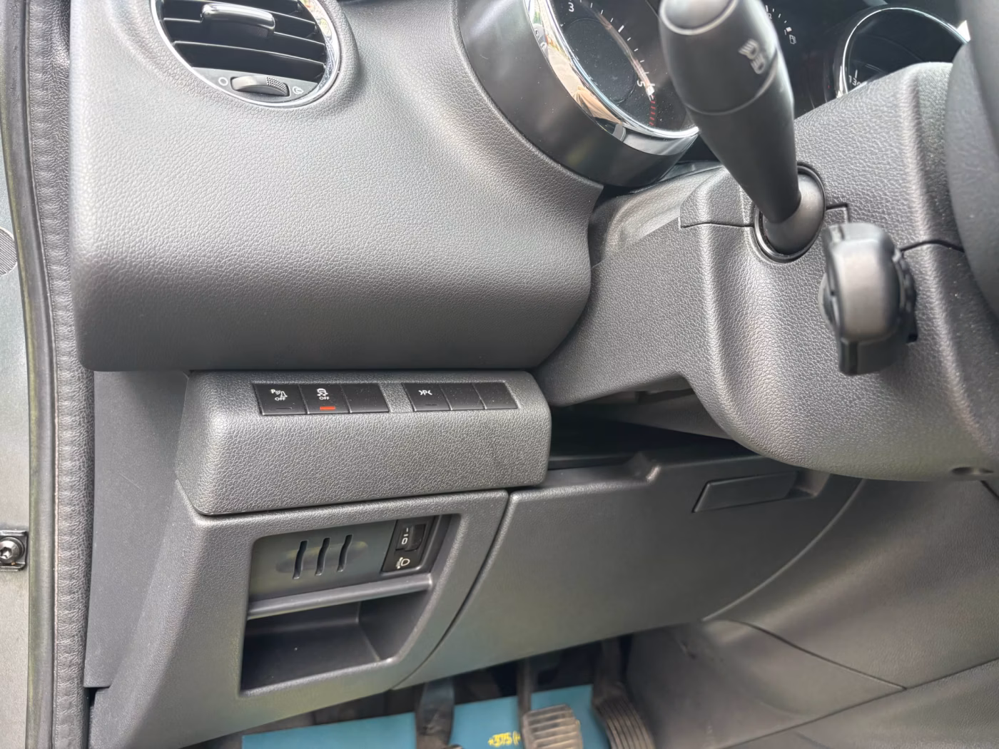 Peugeot 5008 фото 14