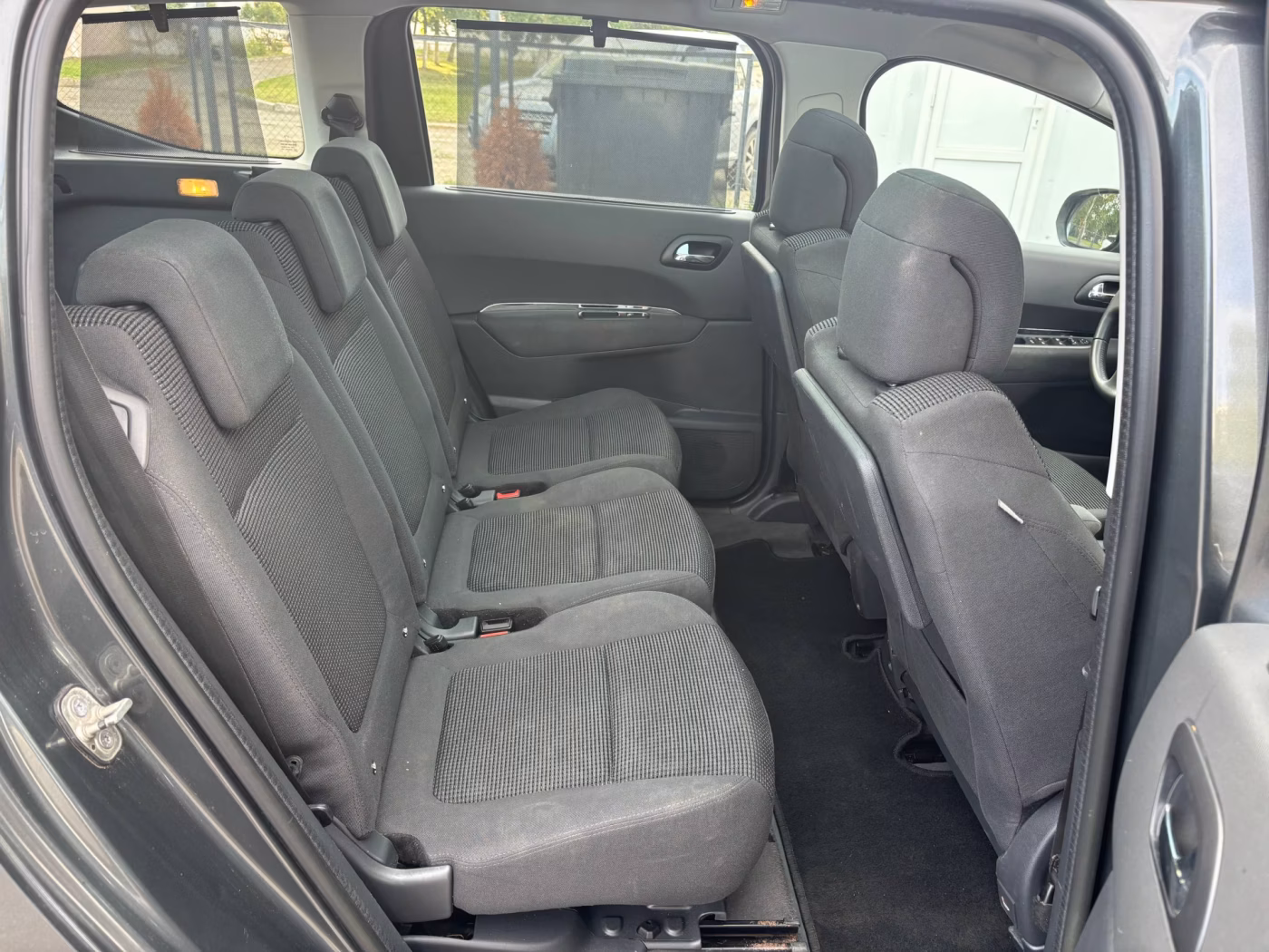 Peugeot 5008 фото 18