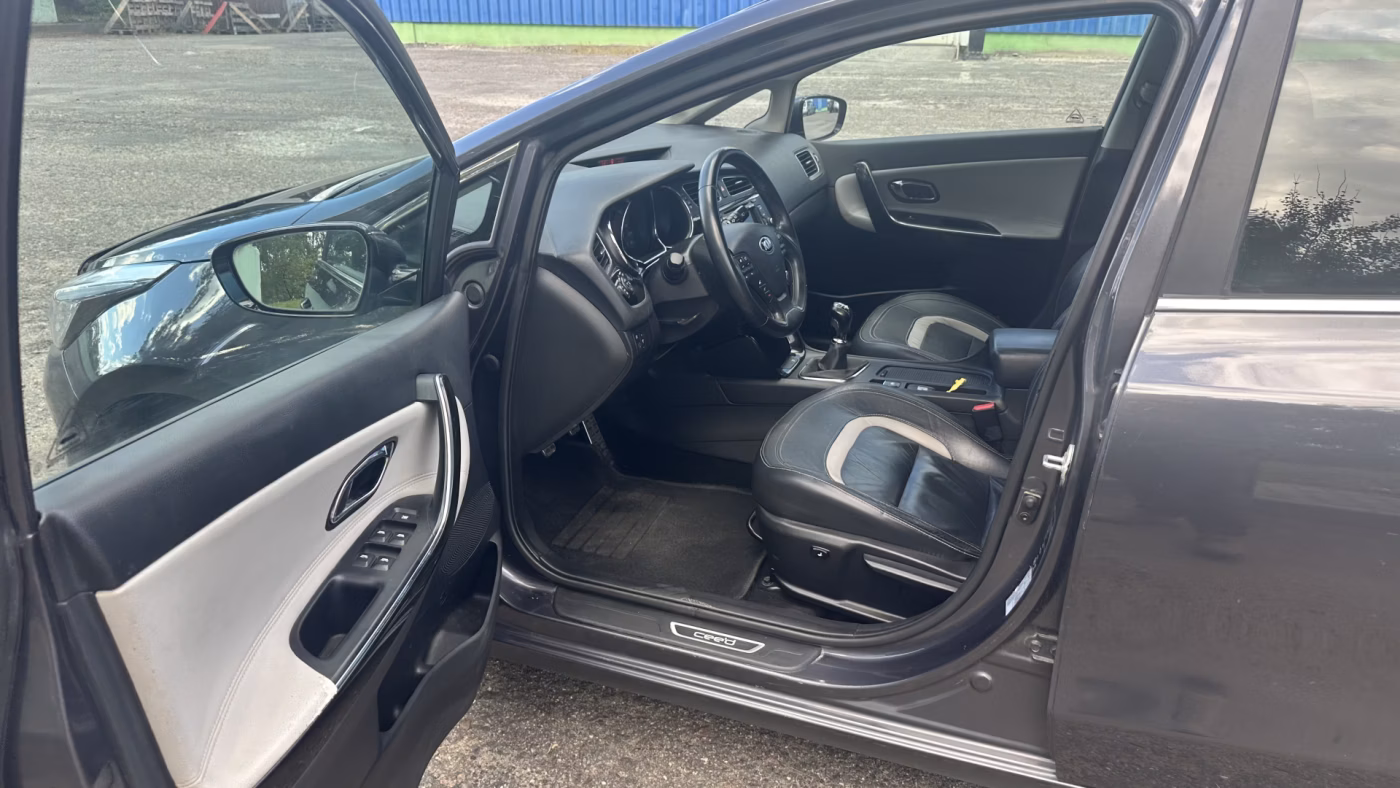 Kia Cee'd фото 26