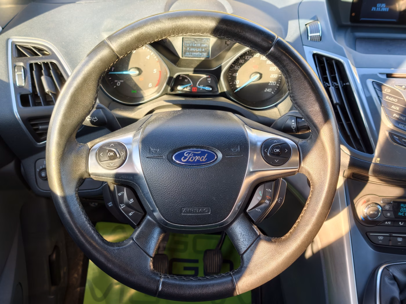 Ford Grand C-Max фото 16