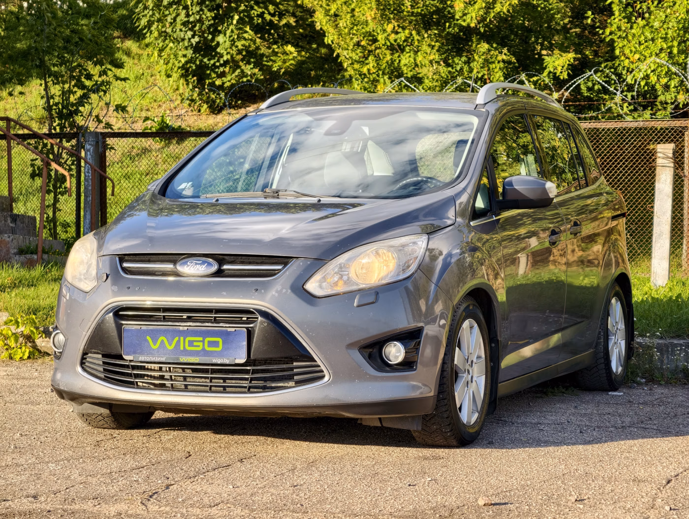 Ford Grand C-Max фото 4