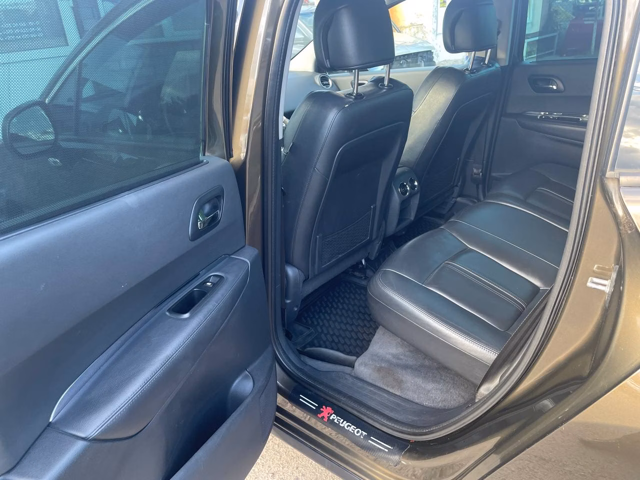 Peugeot 3008 фото 14