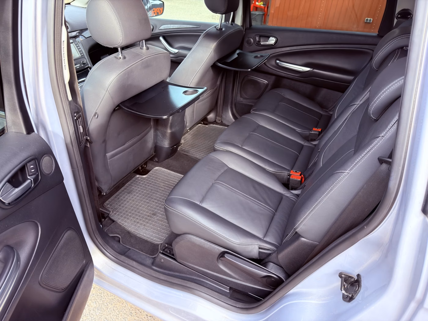 Ford Galaxy фото 14