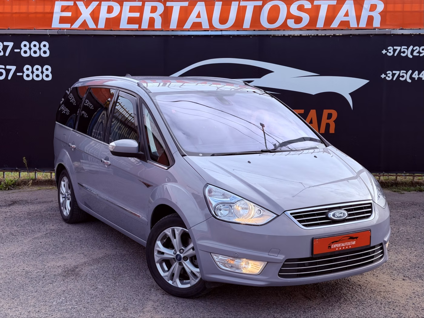 Ford Galaxy фото 2