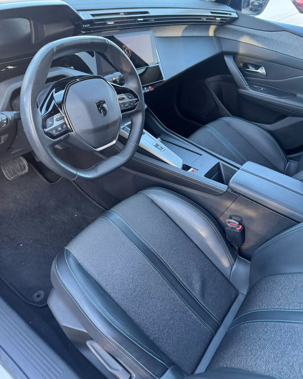 Peugeot 308 фото 10