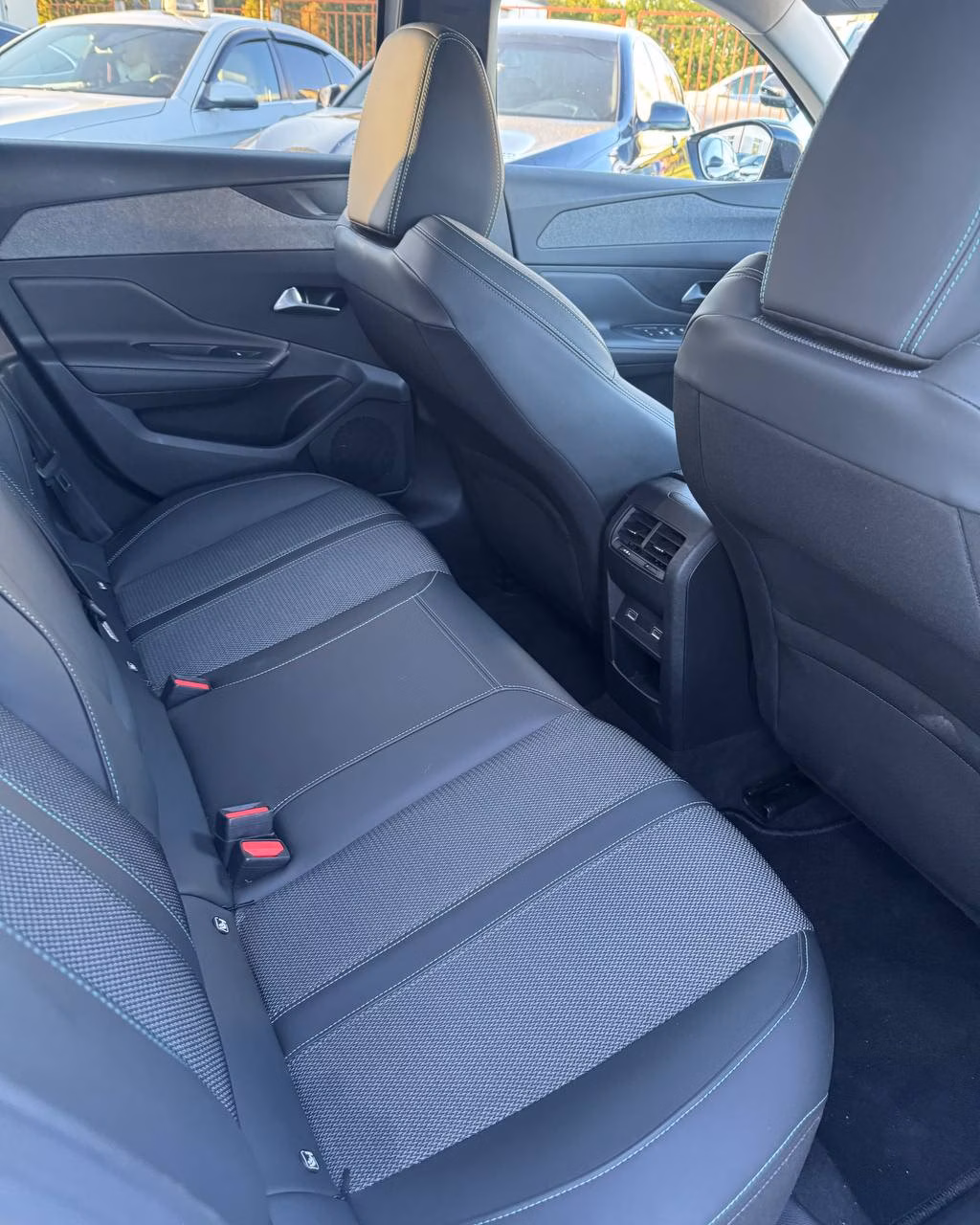 Peugeot 308 фото 13