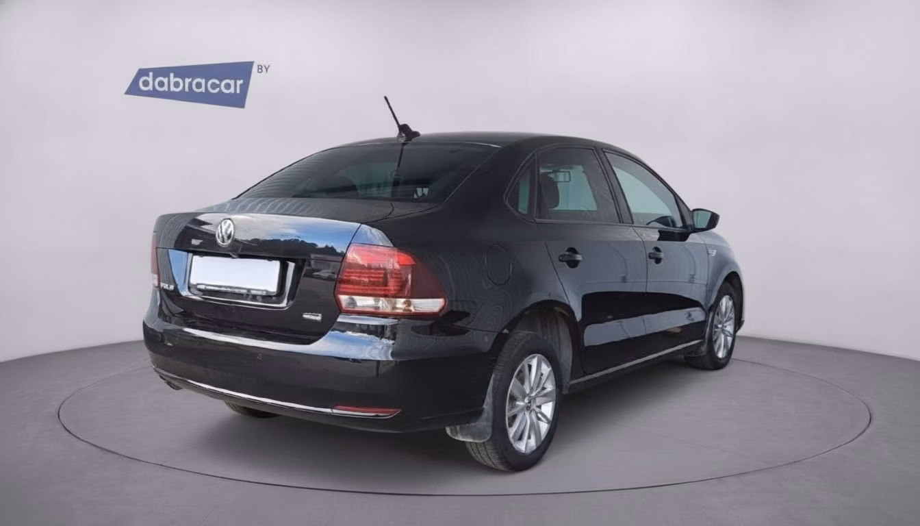 Volkswagen Polo Sedan фото 5