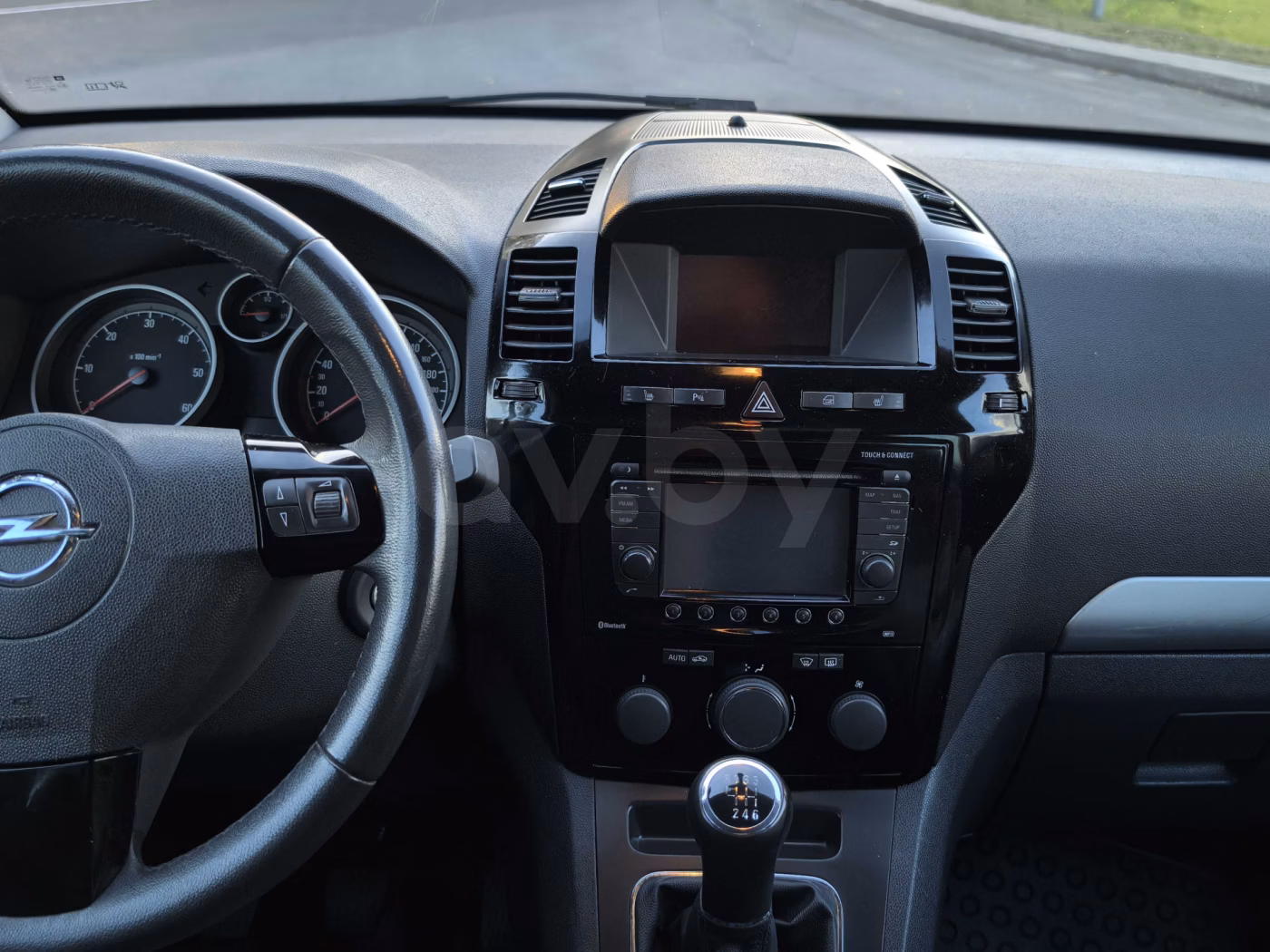 Opel Zafira фото 10