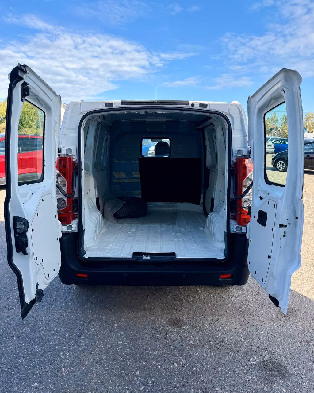 Citroen Jumpy фото 12