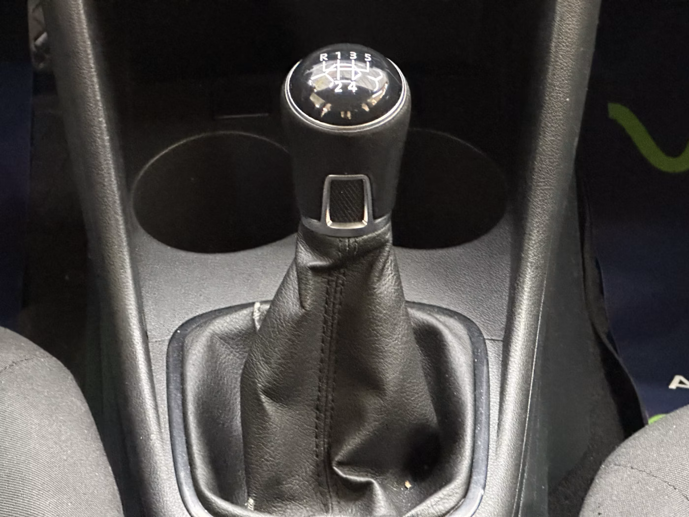 Volkswagen Polo Sedan фото 17