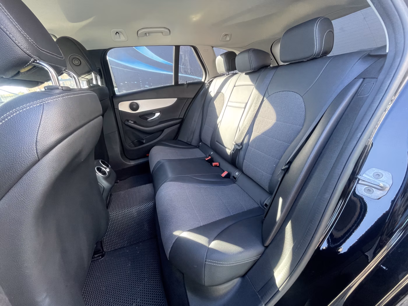 Mercedes-Benz C-Класс фото 10
