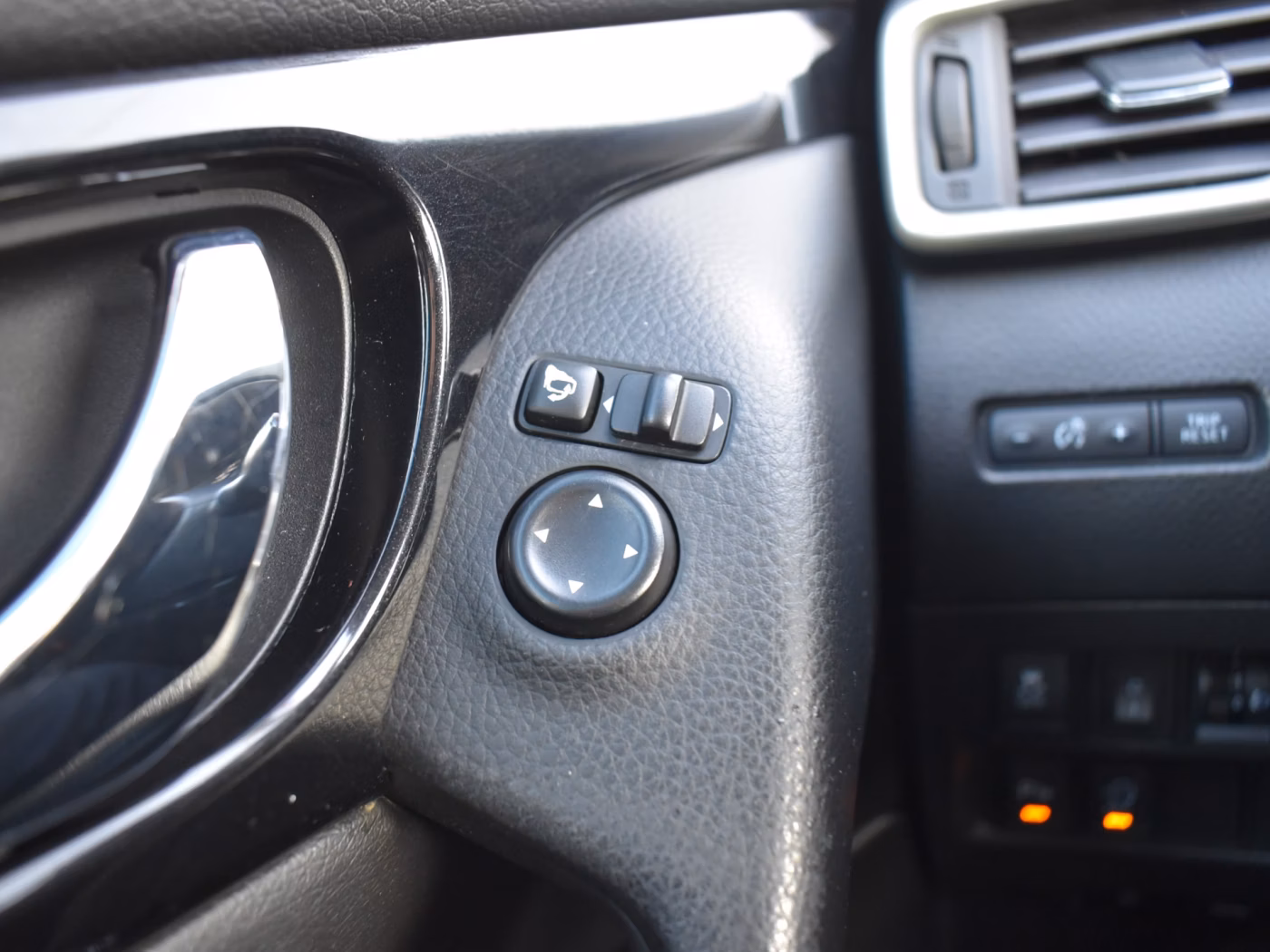 Nissan Qashqai фото 15