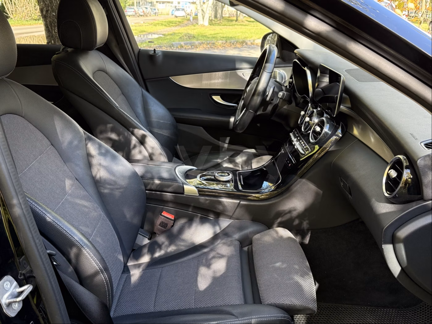 Mercedes-Benz C-Класс фото 12