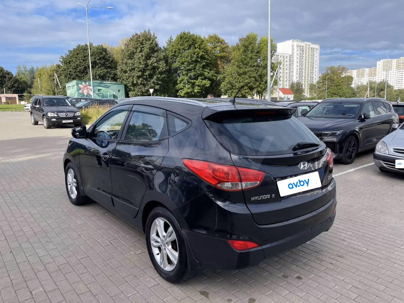 Hyundai ix35 фото 9
