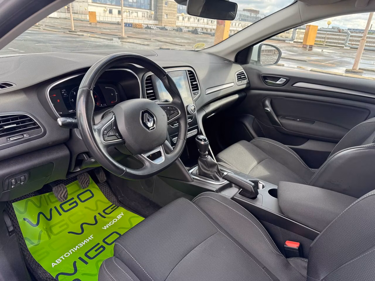 Renault Megane фото 8