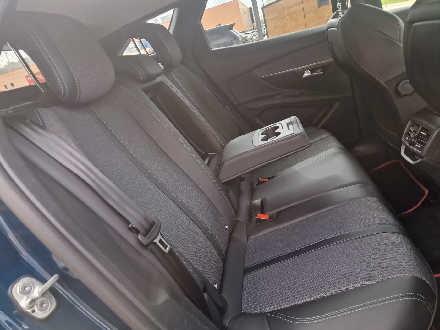 Peugeot 3008 фото 24
